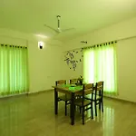 Green Tree Apartment South Boag Road